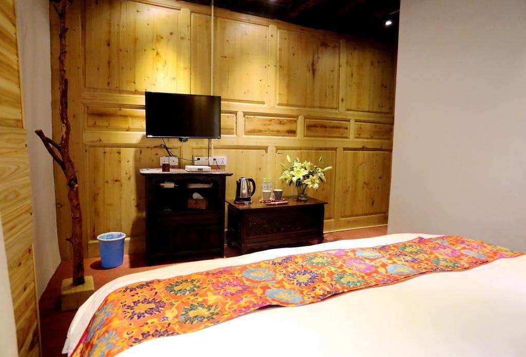 Shangri-La Mid - Mountain Homestay Екстер'єр фото