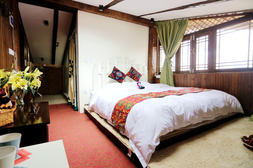 Shangri-La Mid - Mountain Homestay Екстер'єр фото